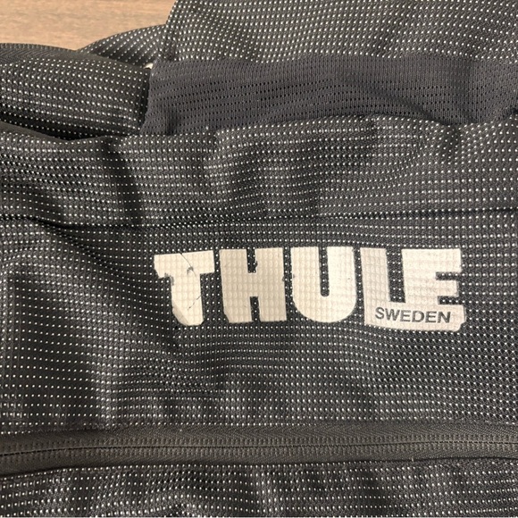 Thule Black Backpack for Men - Picture 2 of 6